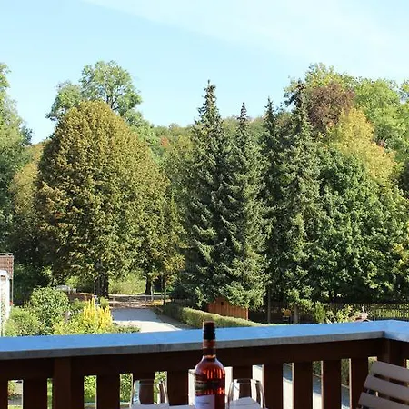 Ferienwohnung Auszeit Am Kurpark Bad Berka - Balkon - Ruhige Lage- Gratis Parkplatz & Wlan Room photo