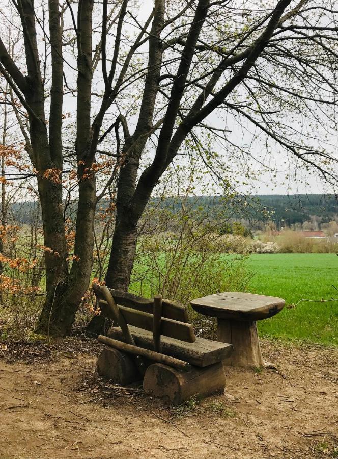 Auszeit Am Kurpark - Balkon - Ruhige Lage- Gratis Parkplatz & Wlan Bad Berka