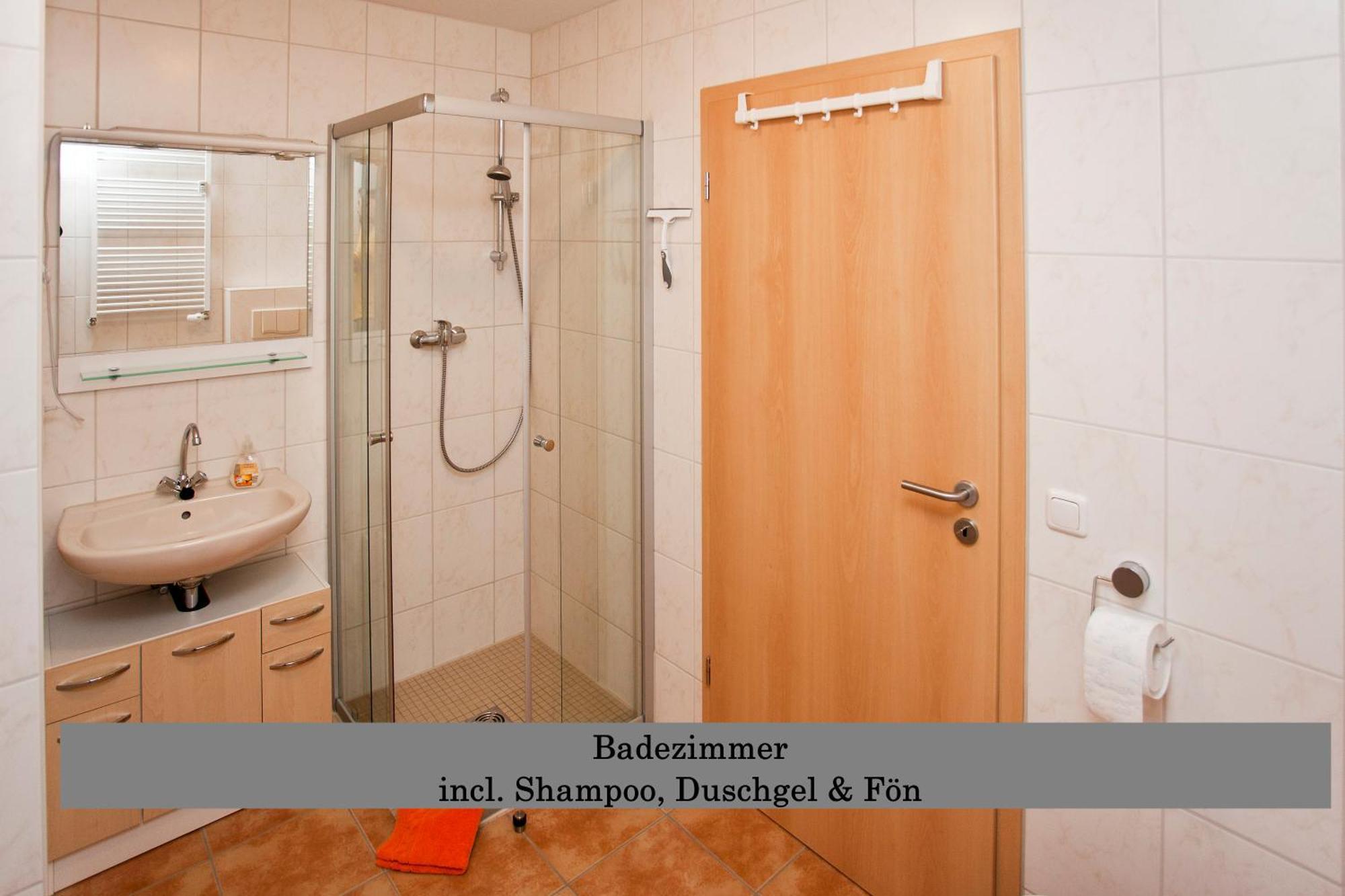 Auszeit Am Kurpark - Balkon - Ruhige Lage- Gratis Parkplatz & Wlan